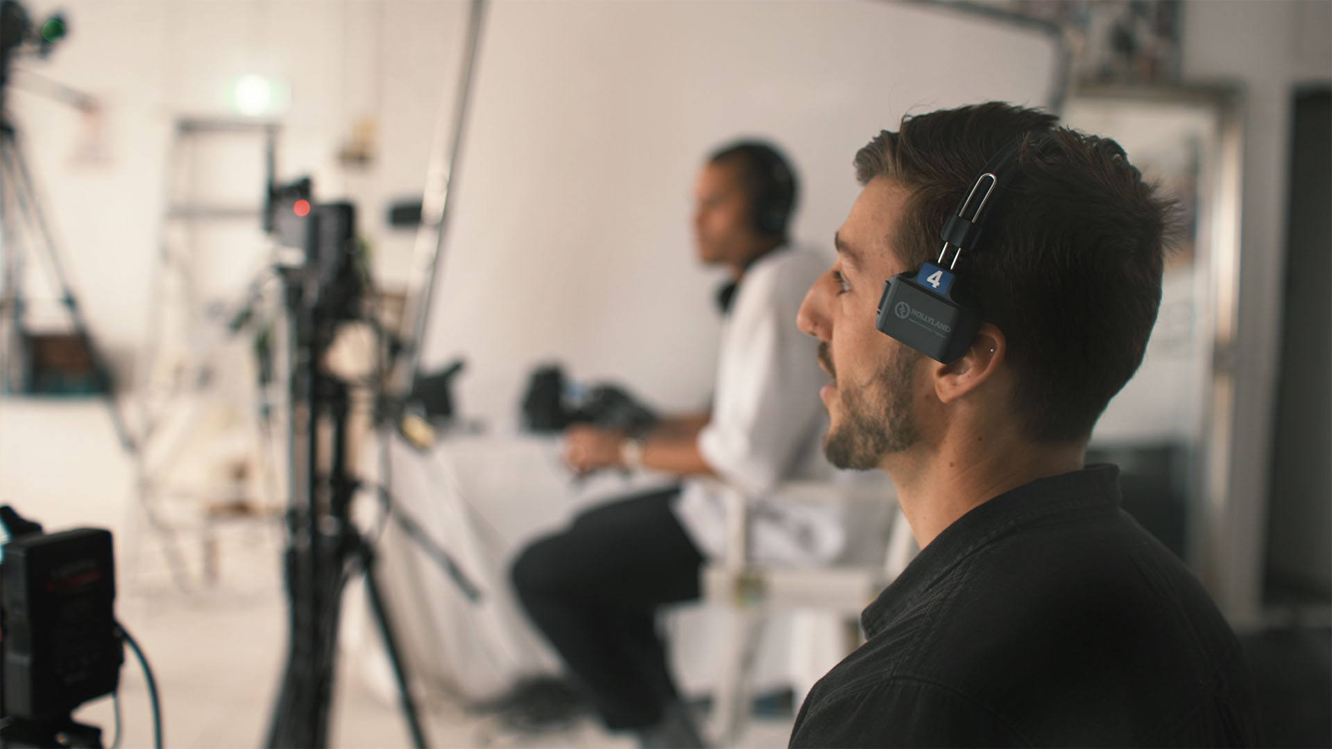 Behind the scenes — Vinnie on set